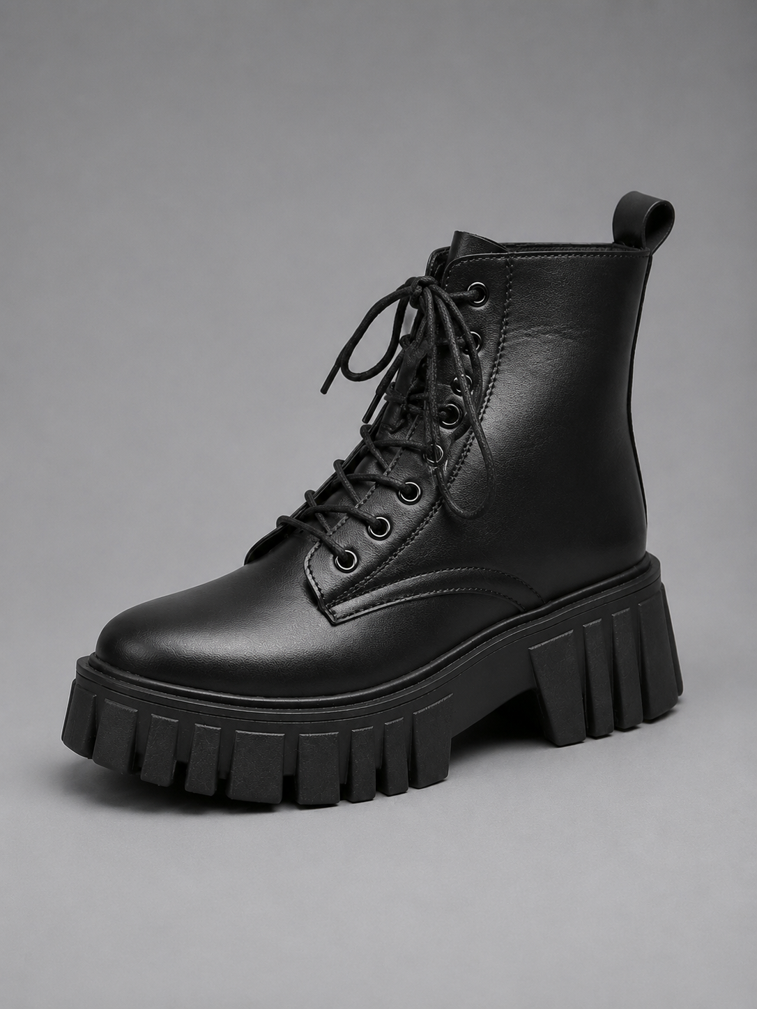 Chunky Leather Look Combat Boots – Lace-Up Platform Ankle Boots