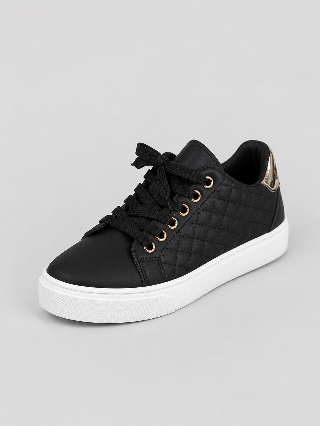 Women's Quilted Trainers