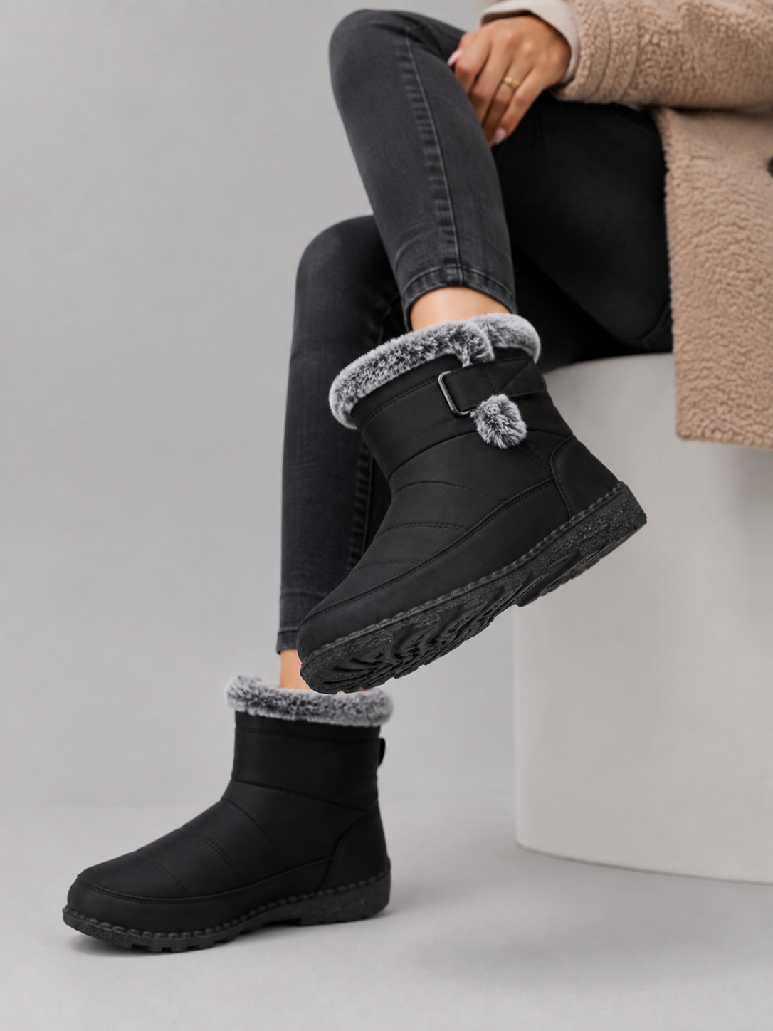 Faux Fur Lined Snow Boots – Warm Winter Ankle Boots