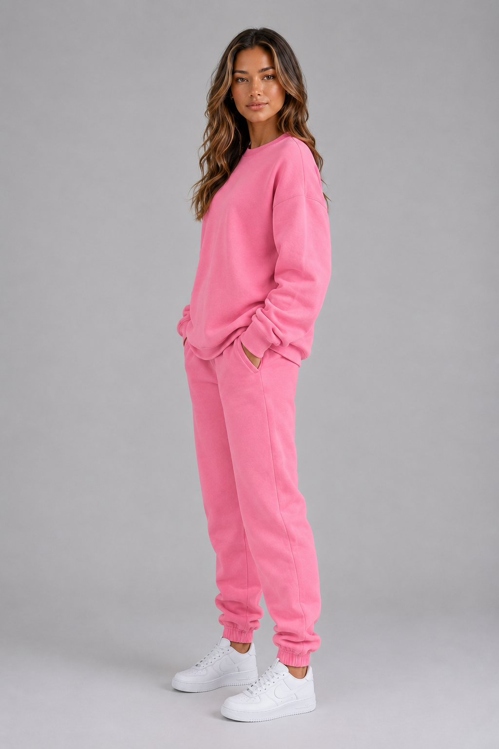 Oversized Tracksuit Set – Crew Neck Sweatshirt & Cuffed Joggers