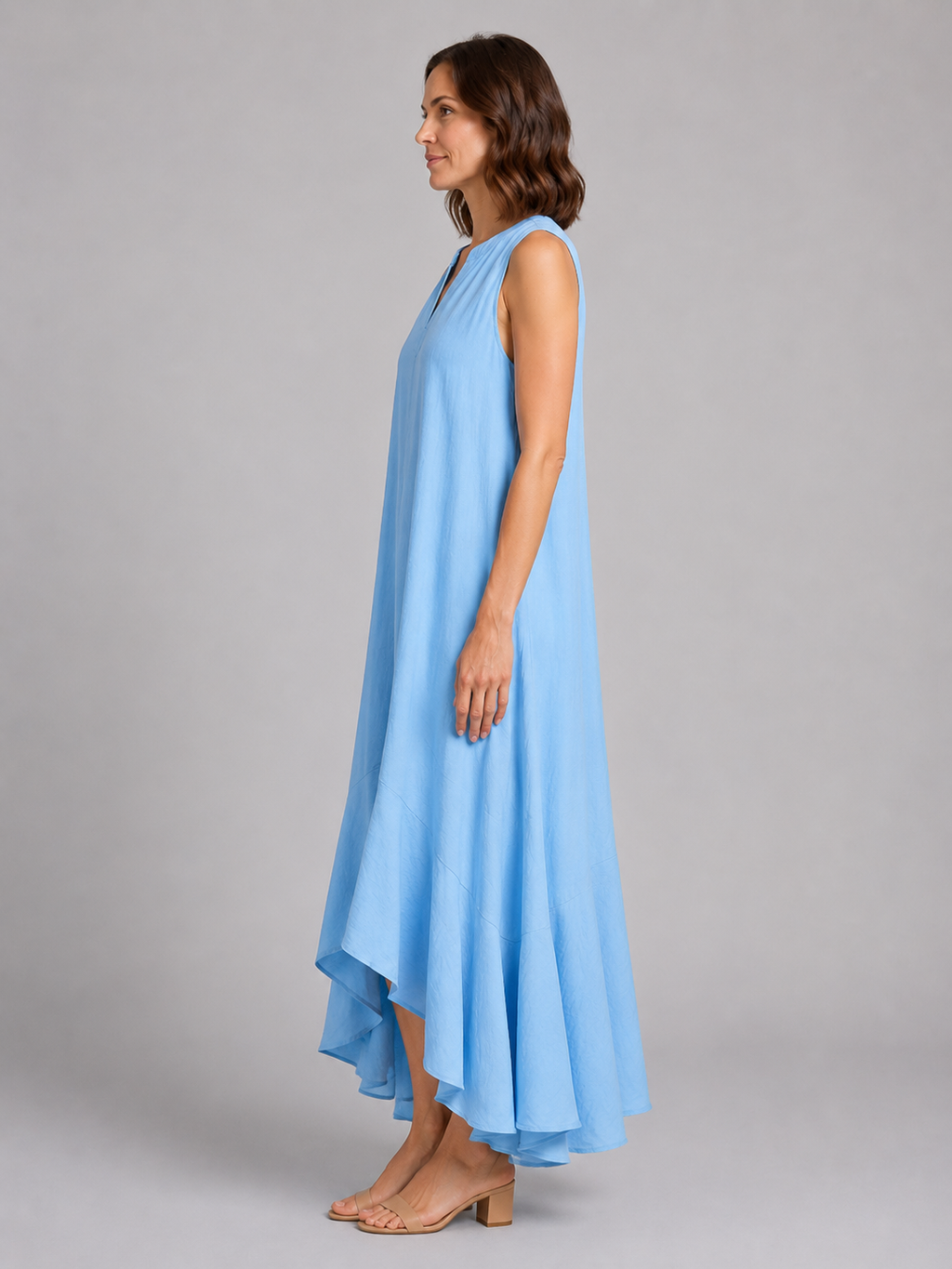 Women's Sleeveless V-Neck Maxi Dress