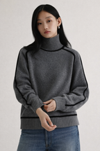 Irena – Contrast Trim Turtleneck
